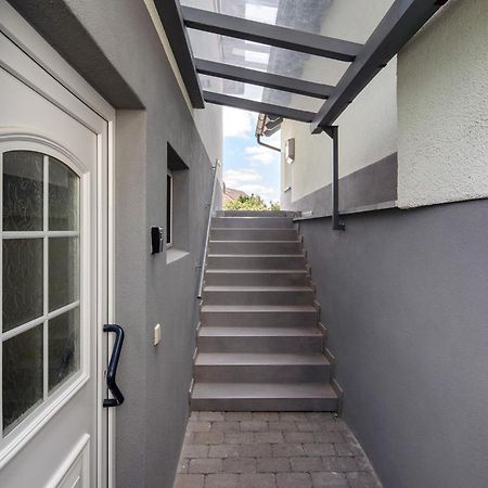 Ferienwohnung Emilia, 36Qm Münsingen Exteriör bild